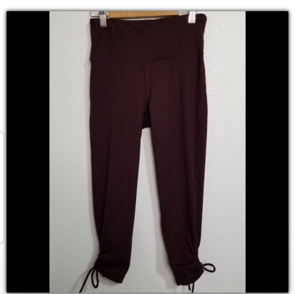 Mono B leggings size small